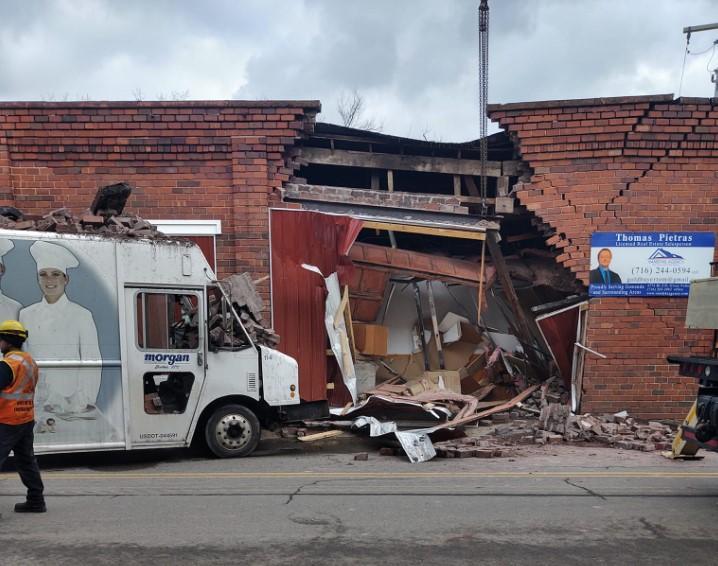 Delivery Truck Crashes into Gowanda Restaurant Building Chautauqua Today
