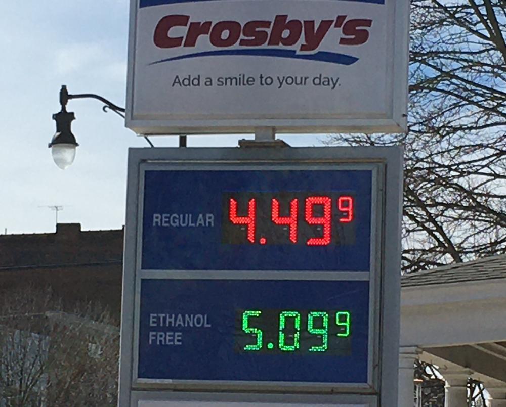 AAA Survey Finds 4/Gallon Gas to Be Tipping Point for Most Americans